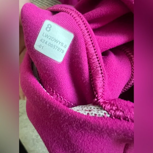 Lululemon align v neck sports bra size 8 pink - Picture 4 of 6